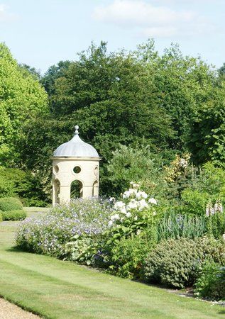 Woolbeding Gardens